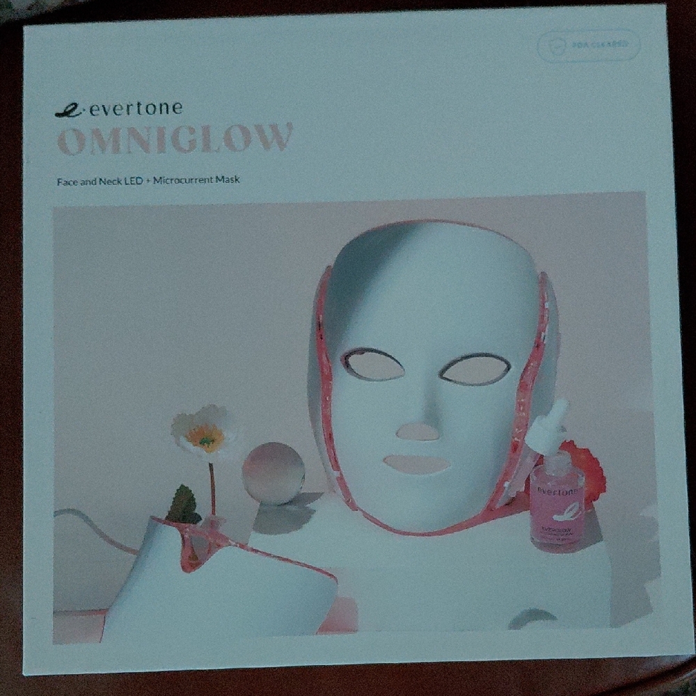 New Evertone Omniglow Face & Neck Led Microcurrent Mask
